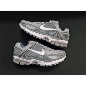 Nike Zoom Vomero 5 Cool Grey Wolf Grey. SIZE 9.5 - HF1553-003